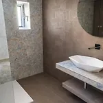Thirides غيتيو