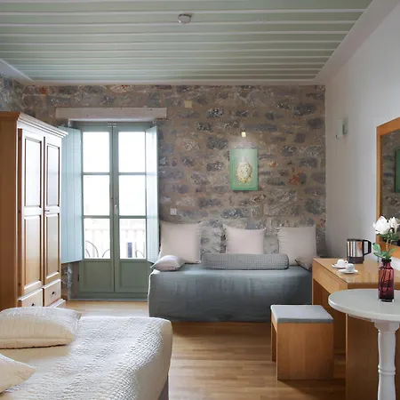 Hotel Thirides