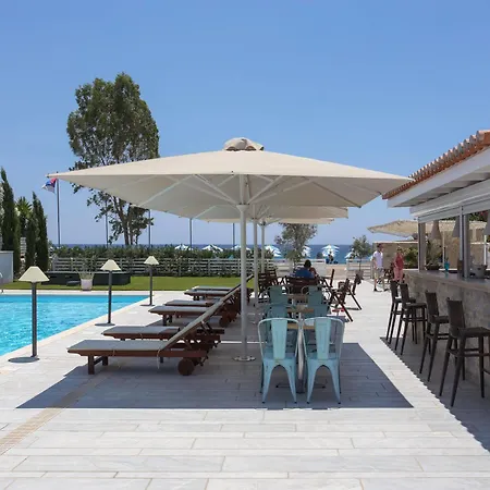 Hotel Thirides 4*