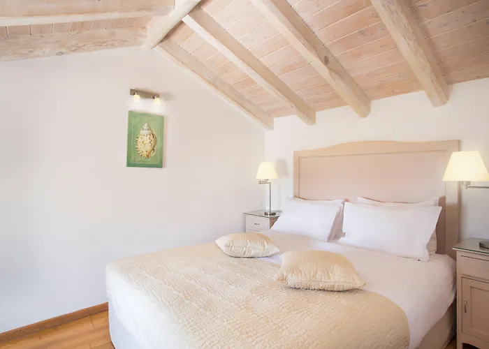 Hotel Thirides 4*